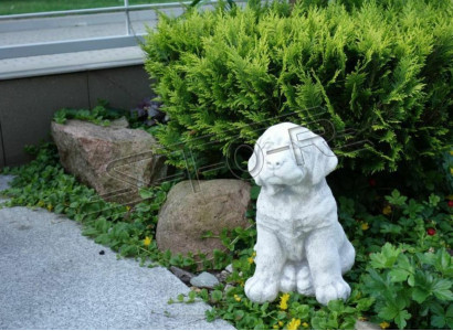 Garden Decoration Dog Patio Stone White Figure Figurines Decorative Statue